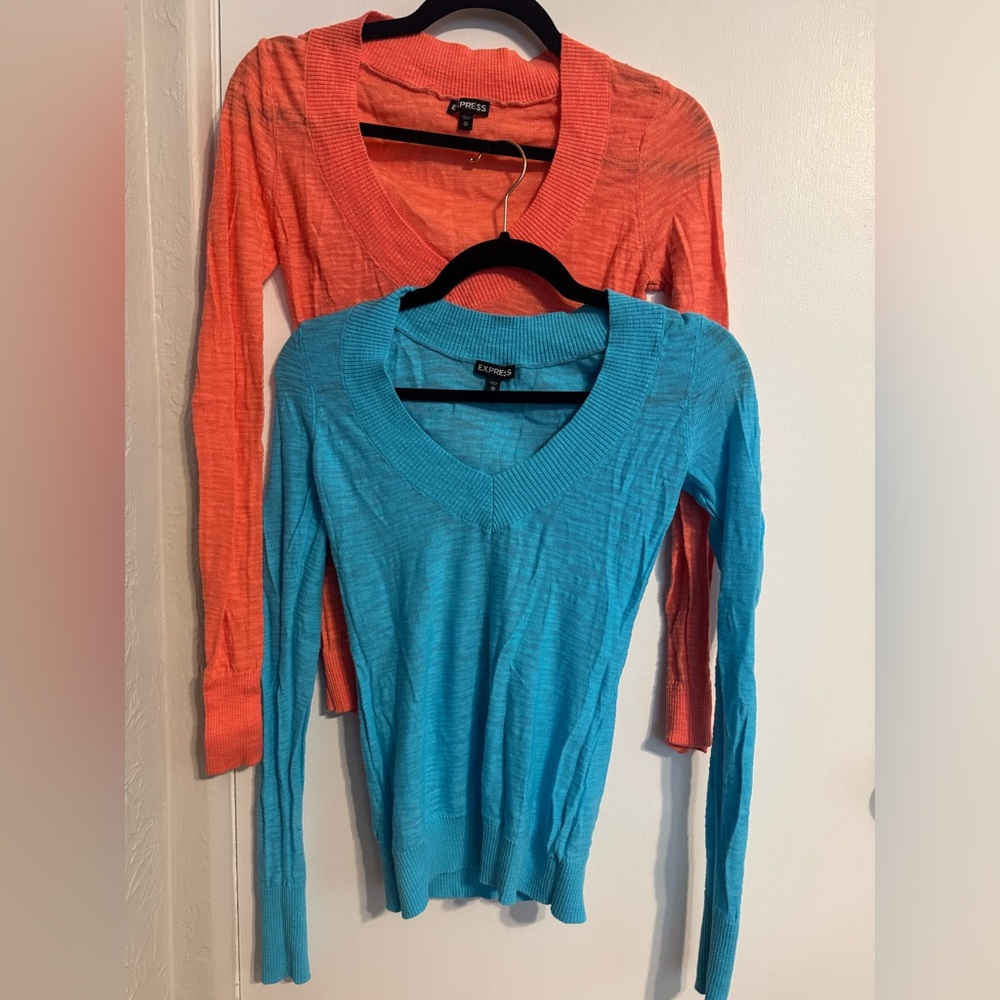 Express V Neck Sweaters in Coral and Teal both XS both basically / bundle